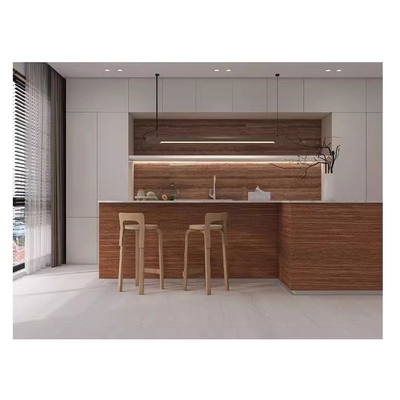 フィリピン の リビング 部屋 の 壁 に 用い られ た 600×1200 寸 の ポルセラノタイル