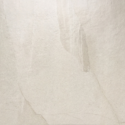 アクセンツ 60×60 ケララ の 浴室 や ガレージ の 床 に 用い られ た 青い 白い 大理石 の タイル